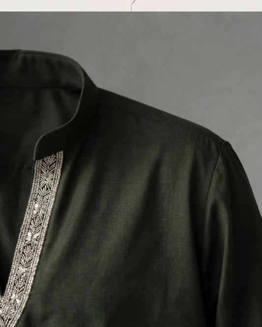 Desert Nomad – Embroidered Olive Kurta Set for Men