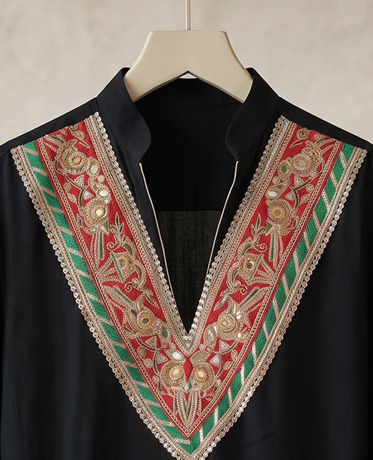 Midnight Darbar – Embroidered Black Kurta Set for Men