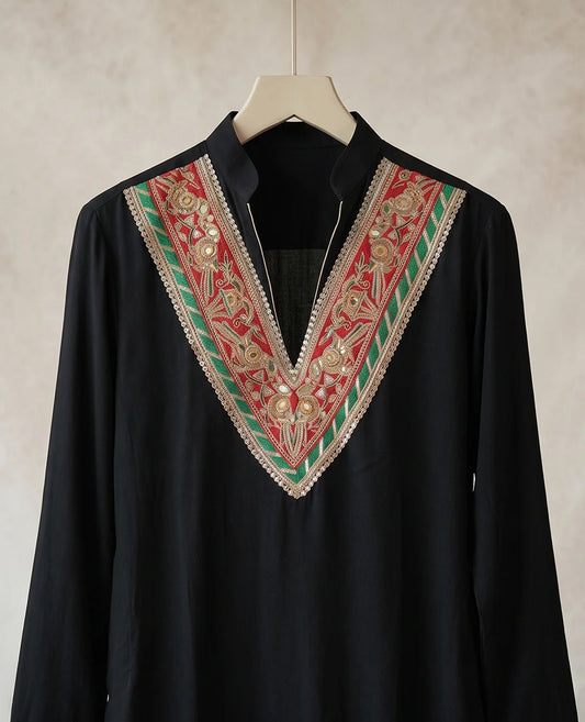 Midnight Darbar – Embroidered Black Kurta Set for Men